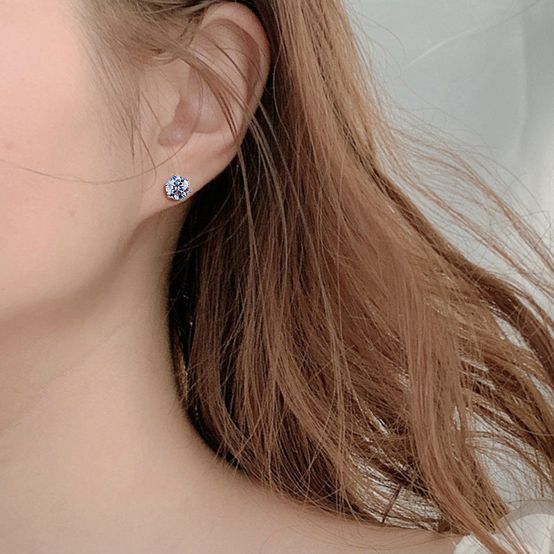 🛍️ Product Title:  Crown Cut Moissanite Earrings – Platinum & Gold Lace Styles